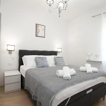 Triple A * Сплит